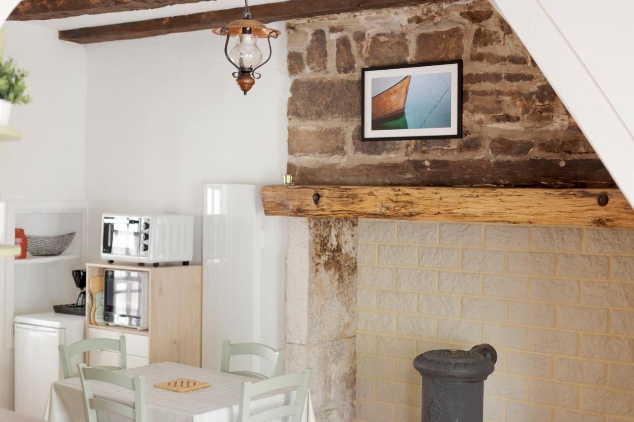 La Petite Maison Du Perigord Tourtoirac Exteriör bild
